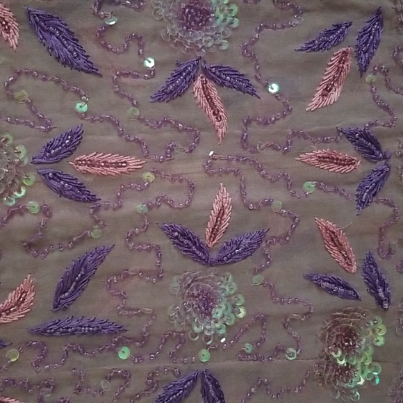 🎀VINTAGE BEADED SILK TOP🎀 - Picture 2 of 7